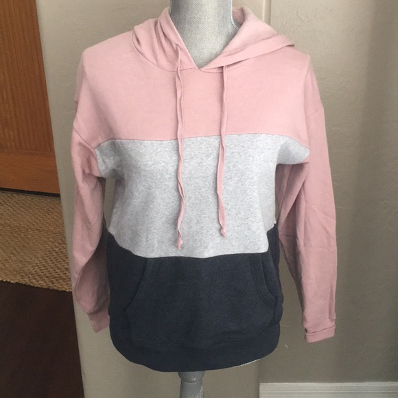AE color blocked hoodie - Picture 2 of 3